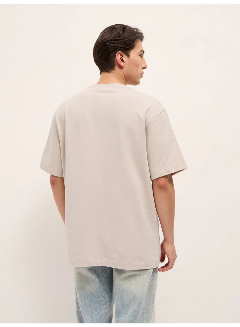 THE BEAR HOUSE  Men’s Short Sleeve T-Shirt | Casual, Comfortable & Stylish Everyday Wear | Perfect for Work, Travel, or Relaxed Outfits | Versatile All-Season Essential for Any Occasion for Men | Best Price UAE