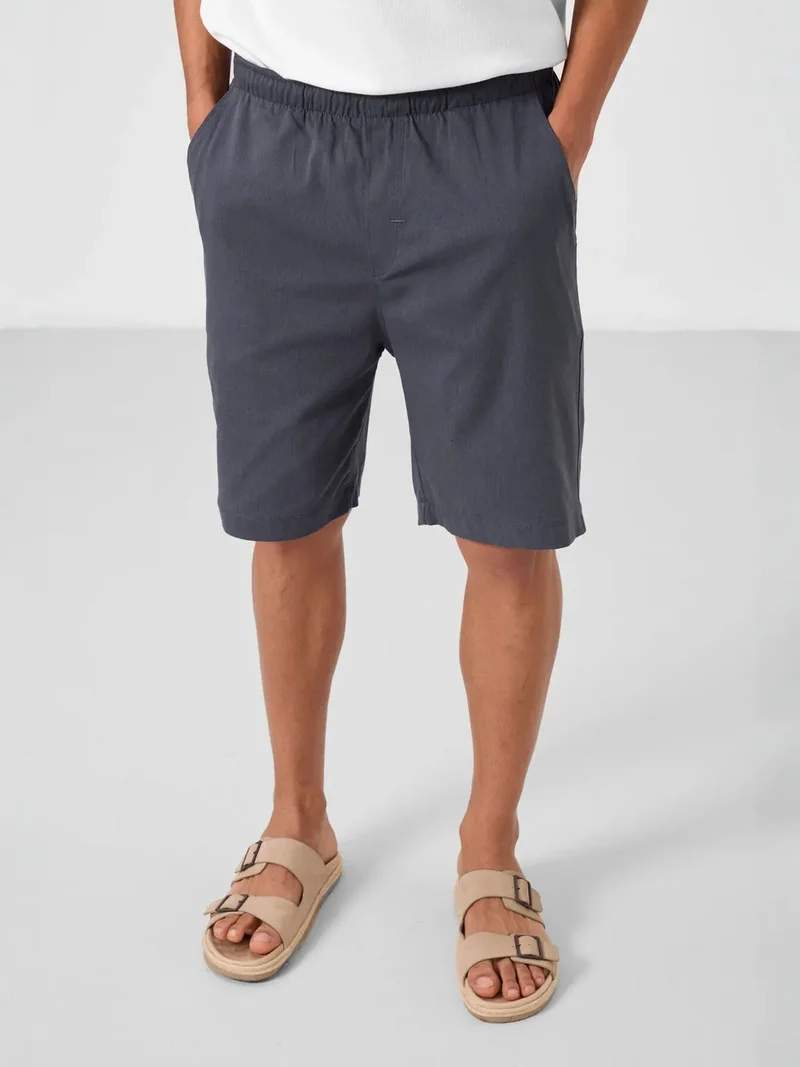 تومي لايف TOMMY Men's Chino Shorts