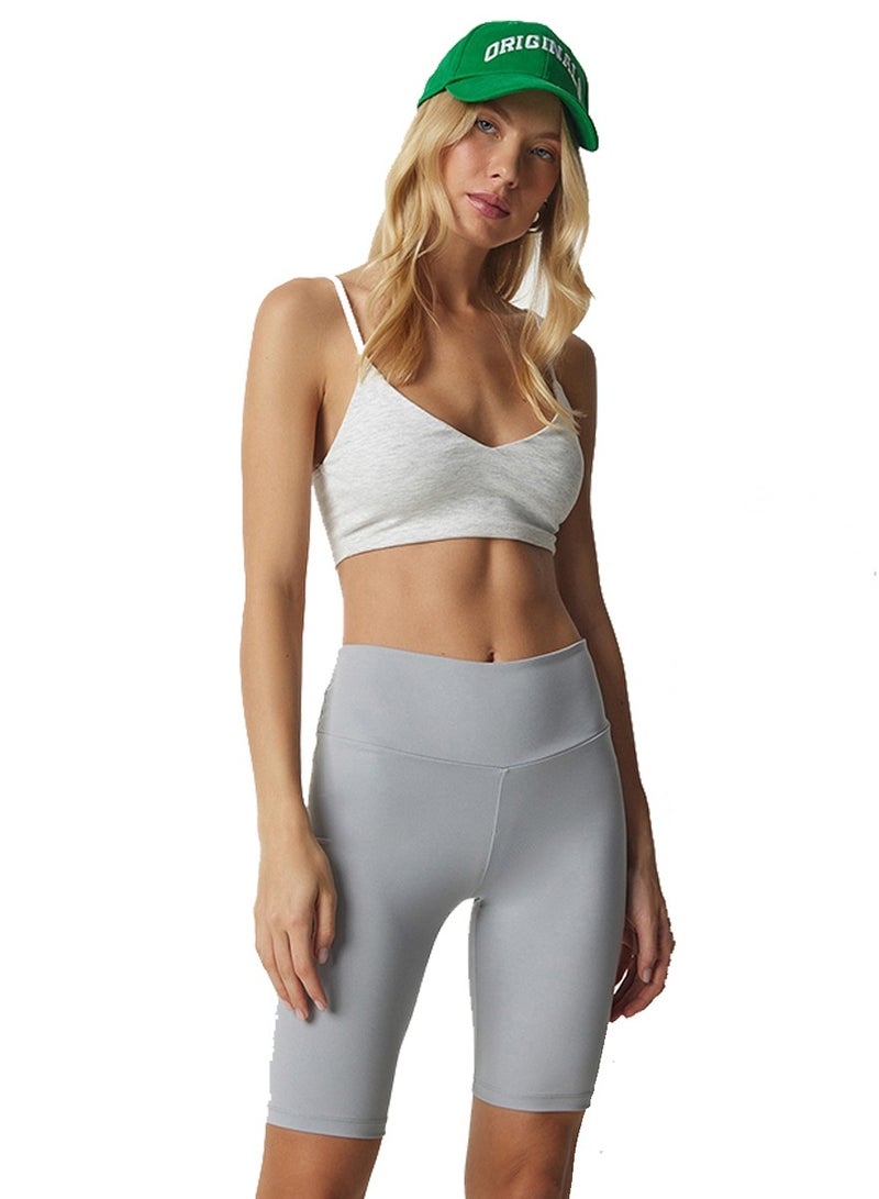 كابريشوس شورت كابريسيوس عالي الخصر للنساء - شورت تمرين ممتاز بمقاسات متعددة | ملابس رياضية عالية الخصر ومريحة وقابلة للتمدد - Image 2