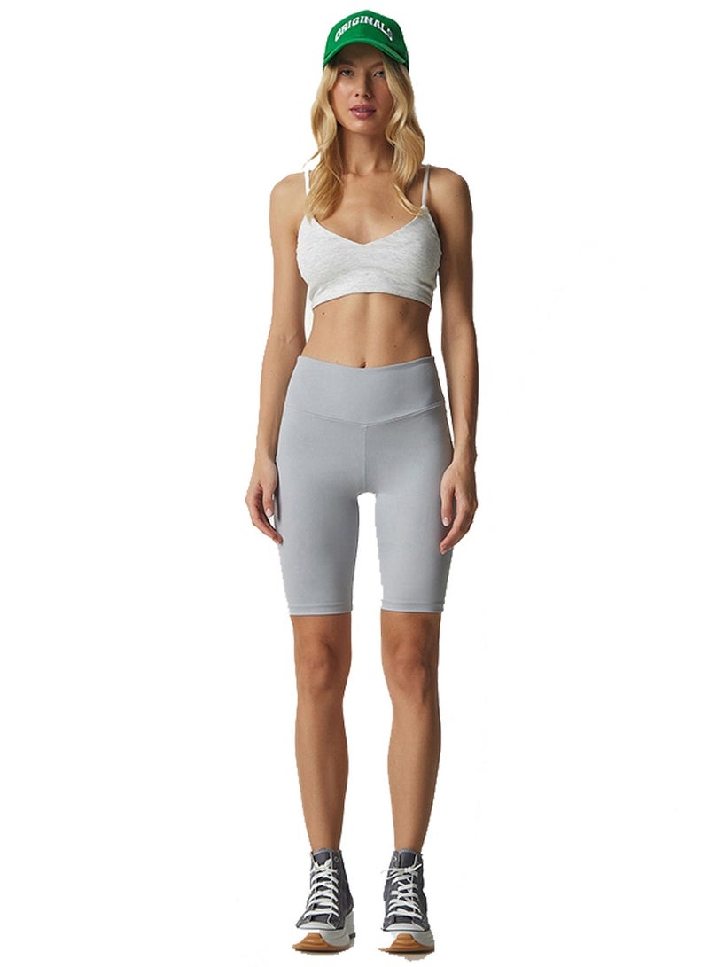 كابريشوس شورت كابريسيوس عالي الخصر للنساء - شورت تمرين ممتاز بمقاسات متعددة | ملابس رياضية عالية الخصر ومريحة وقابلة للتمدد - Image 3
