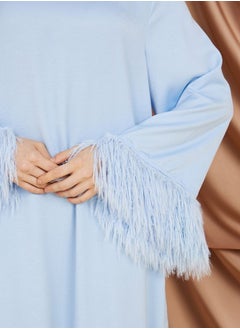 ستايلي جلابية مزينة بفرو صناعي  - Image 3