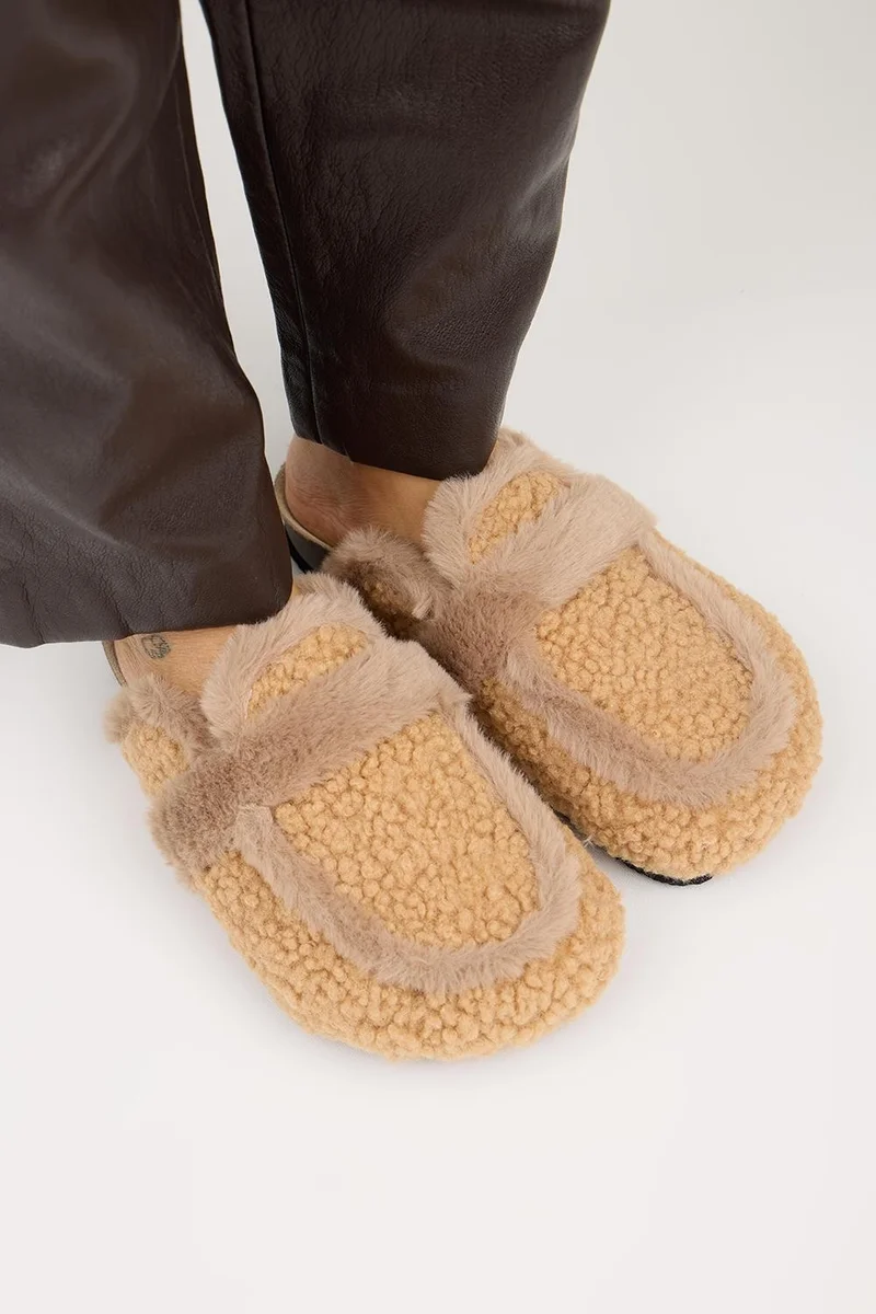 Manijero Manijero Pelini Women's Teddy Flat Slippers Caramel Slippers