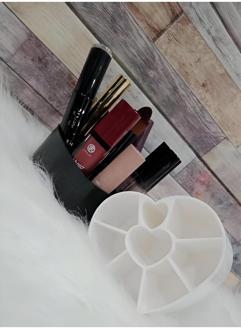 منظّم مكياج أكريليك على شكل قلب – تصميم أنيق لحفظ وترتيب مستحضرات التجميل – خانات متعددة للفرش والروج (متعدد الألوان) - Image 4