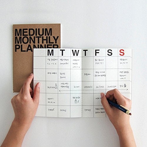 JSTORY Medium Monthly Planner Lays Flat Undated Year Round Flexible Cover Goal/Time Organizer Thick Paper Eco Friendly Customizable Stitch Bound A5 16 Months 2 Pack of 18 Sheets Kraft (Brown) - Image 4
