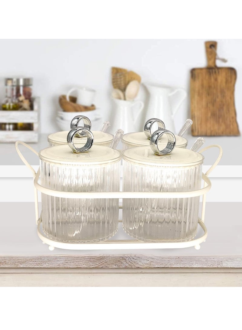 SYOSI صندوق توابل 4 قطع جرة توابل أكريليك شفاف وعاء توابل مع ملاعق أغطية وصينية حديدية حاوية ملح وعاء سكر عبوات شفافة للمطبخ والمنزل ملح فلفل حار سكر - Image 1