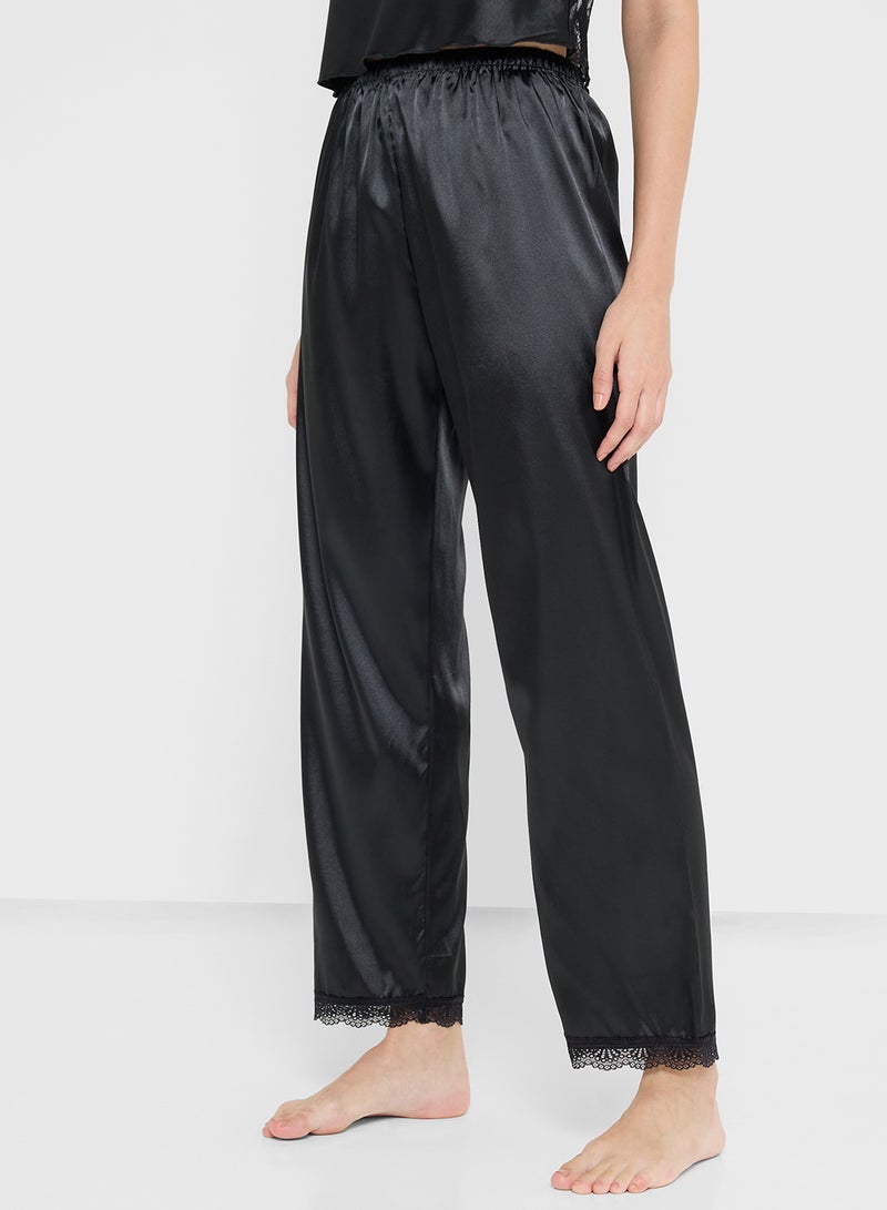 ايلا طقم بلوزة كامي وبنطلون بيجامة - Image 4