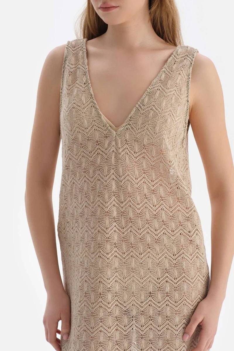 داجي Ecru Strappy Dress