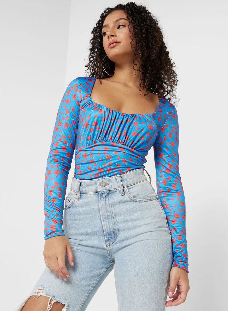 In the style Ruched Waist Detailed Long Sleeve Bodysuit