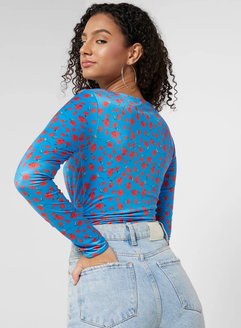 In the style Ruched Waist Detailed Long Sleeve Bodysuit