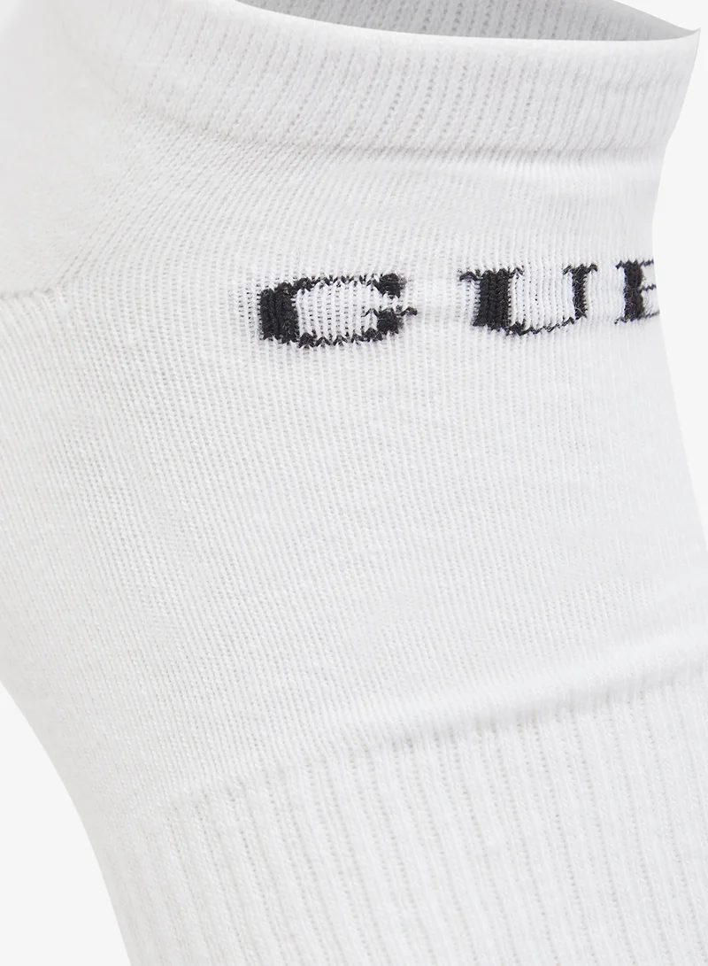 جس ثلاث جوارب رياضية