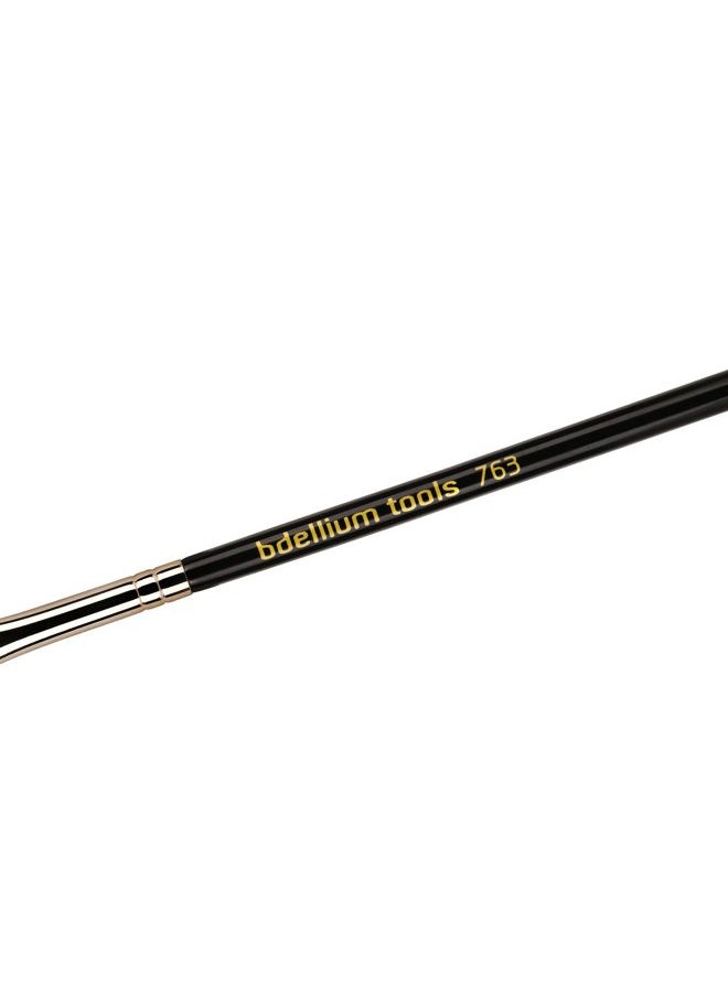 Bdellium Tools Bdellium Tools Professional Makeup Brush - Maestro Series 763 Angled Brow - With Soft Synthetic Fibers, For Defining Eyebrows (Black, 1pc)  - Image 4