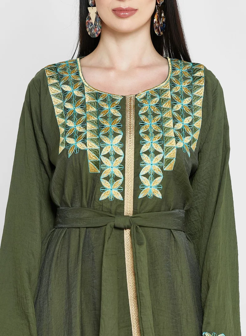 hayas closet Embroidered Belted Jalabiya
