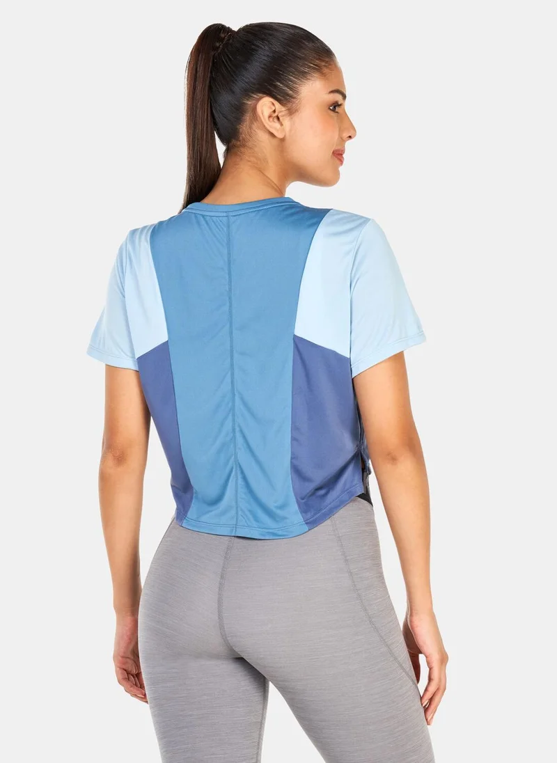 Nike Women's Dri-FIT One Crop Top