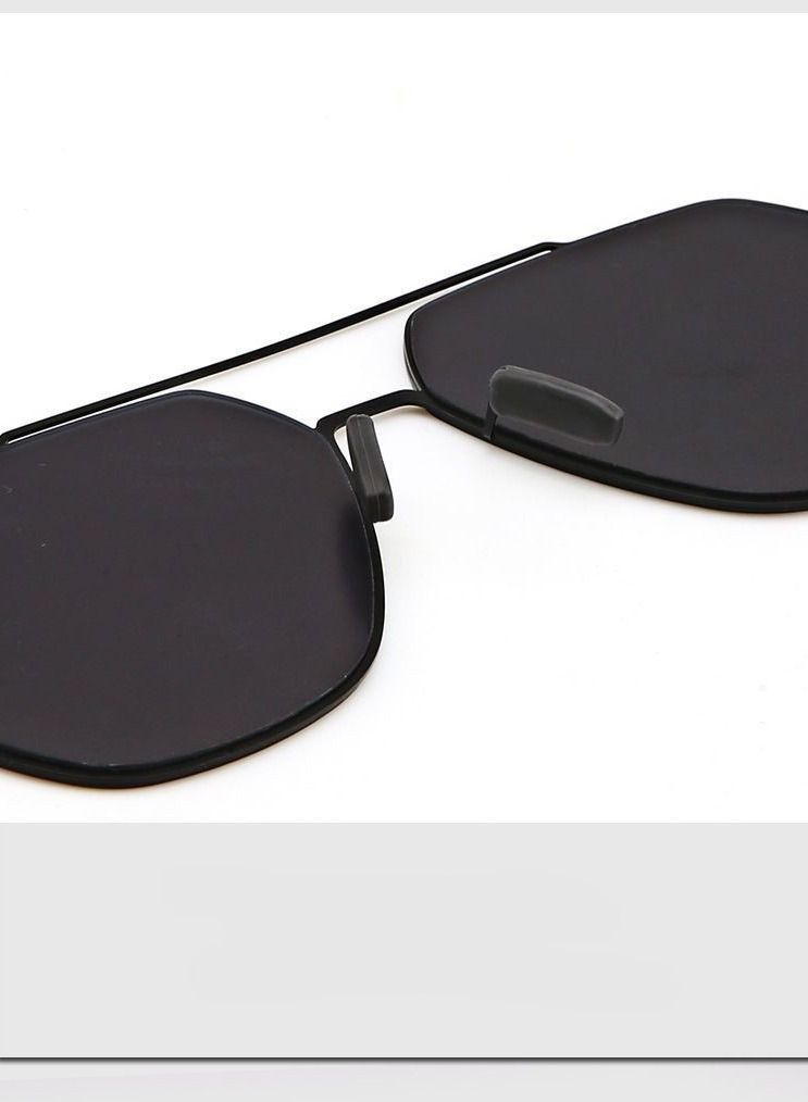 RedMapleTEK Polarized Full Frame UV400 Pilot Frame Sunglasses  - Image 3