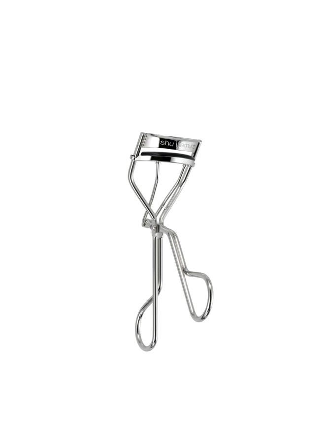 Shu Uemura Iconic Eyelash Curler, Achieve Precise Control and Long-Lasting Curl - Image 1