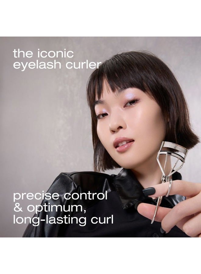 Shu Uemura Iconic Eyelash Curler, Achieve Precise Control and Long-Lasting Curl - Image 2