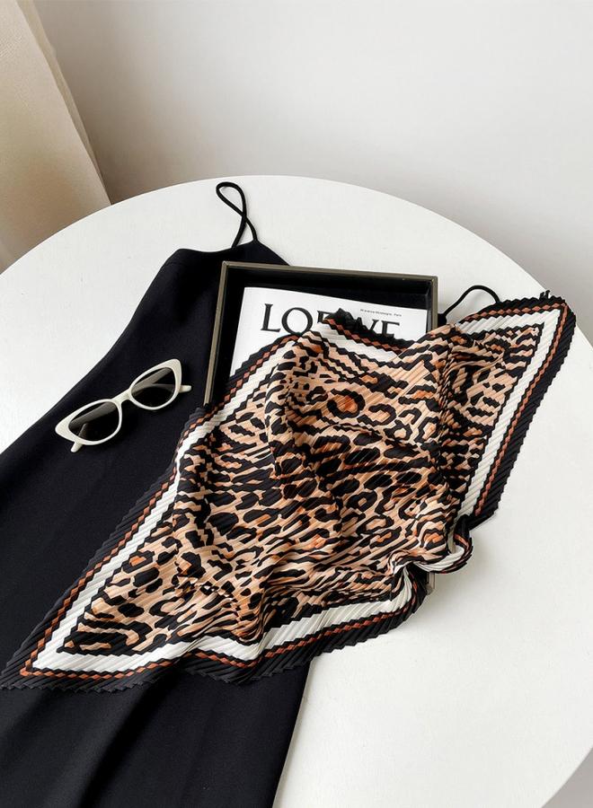 Styli Styli Brown Leopard Print Neck Scarf  - Image 5