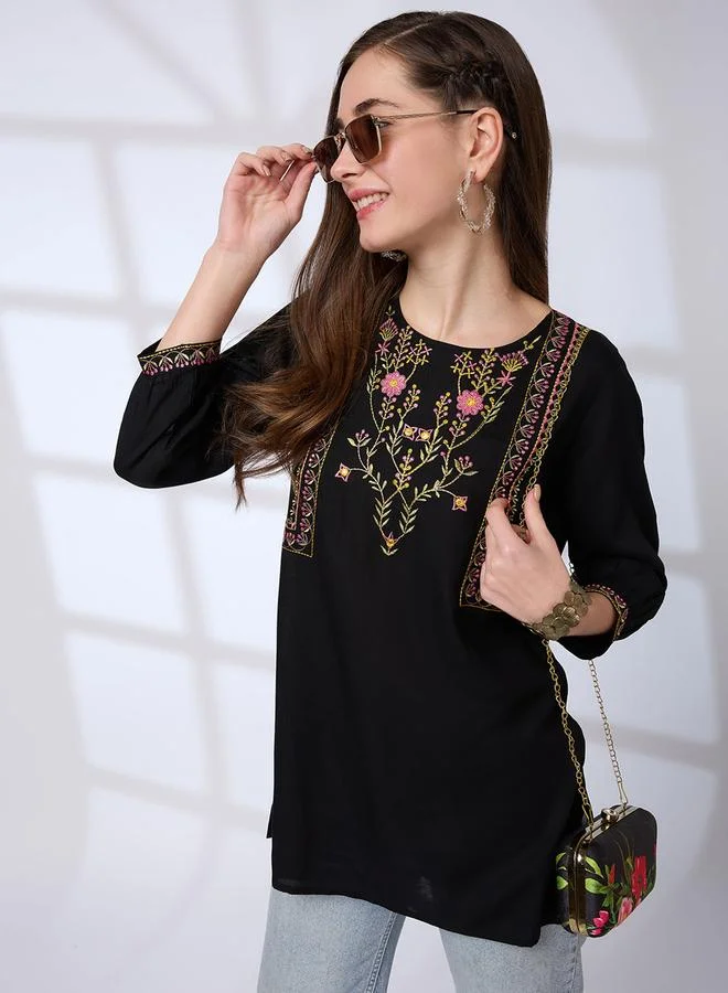 globus Floral Embroidered Yoke Fusion Tunic