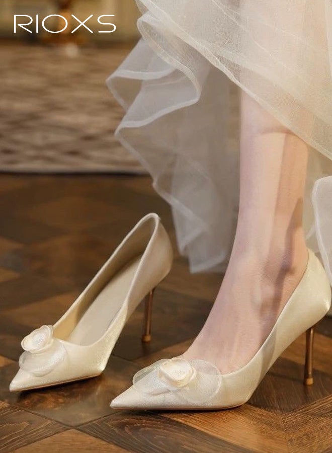 ريوكس حذاء نسائي بكعب عالٍ مدبب من الأمام، حذاء زفاف ذهبي لامع سهل الارتداء بمقدمة مغلقة 8 سم مع زخارف زهور، حذاء زفاف أنيق ومريح لحفلات العودة للمدرسة والحفلات الراقصة - Image 2