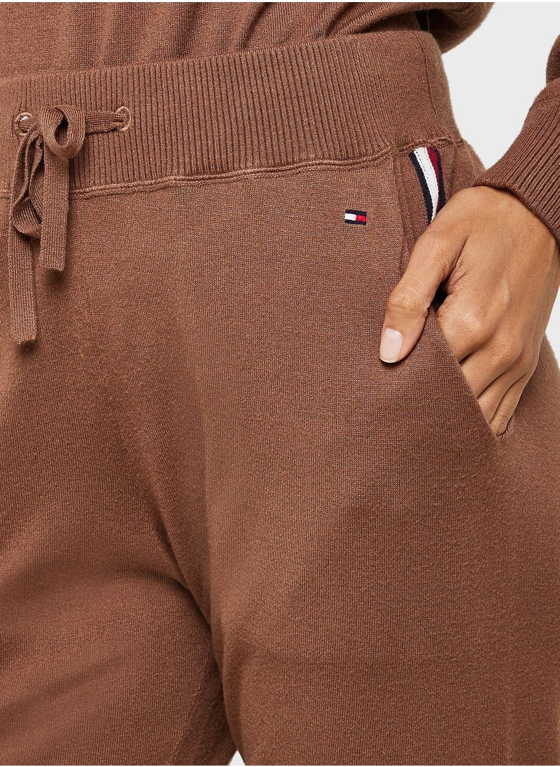 تومي هيلفيغر بنطال رياضي بأساور وخصر مرتفع  - Image 4