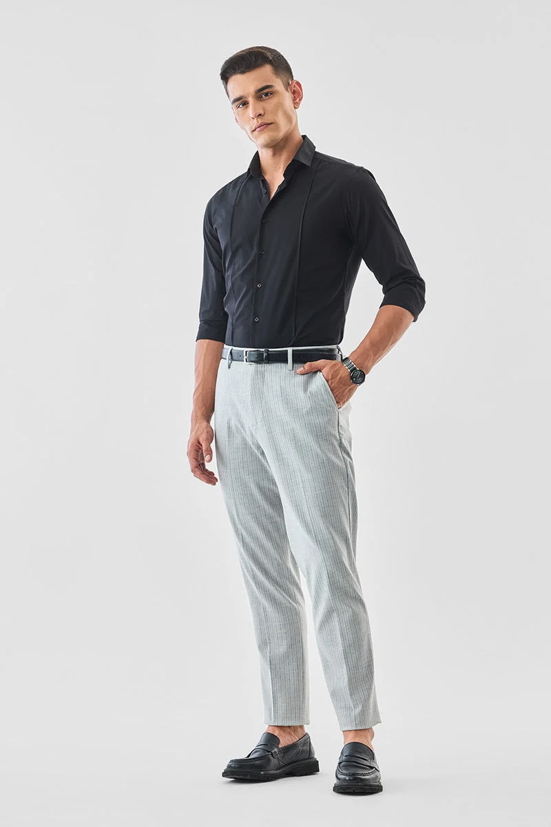 SNITCH بنطلون مخطط بقصة ضيقة مطاطية