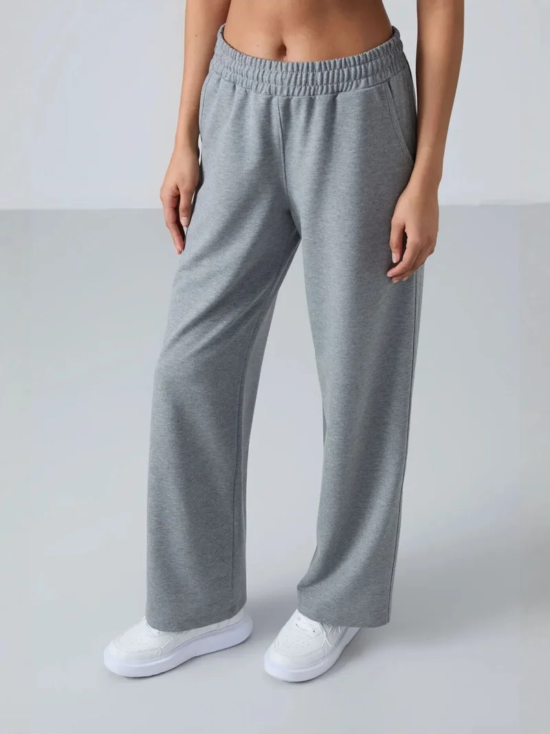 تومي لايف TOMMY Wide-Leg Pull-On Sweatpants