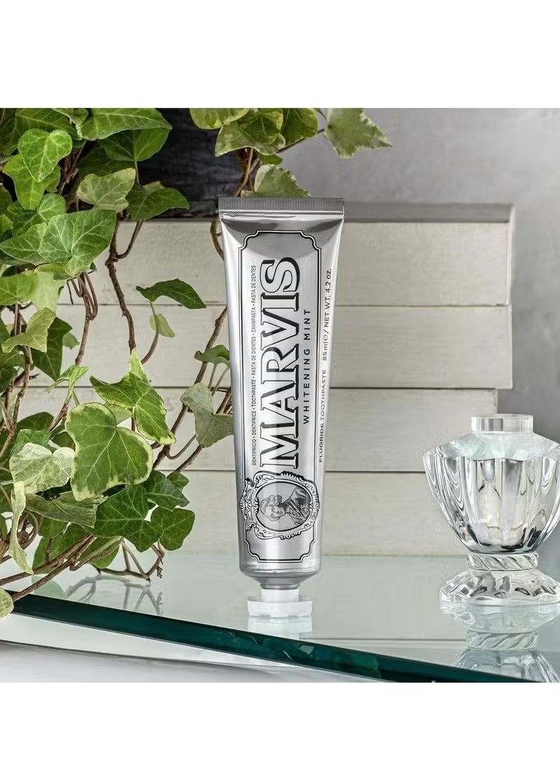 Marvis Smokers Whitening Mint Toothpaste - Pack of 3 (3 x 85ml) - Image 2