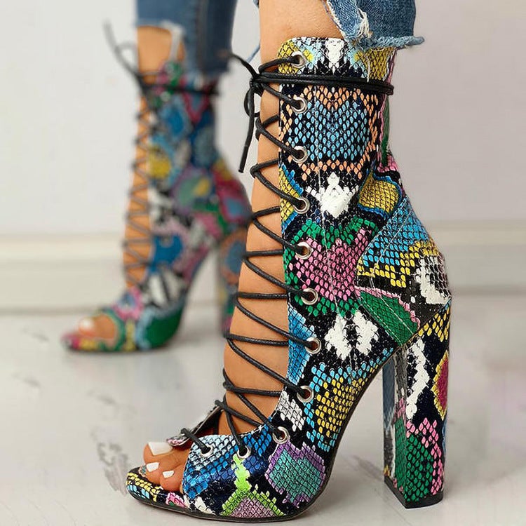 F101299 Style 2020 Summer Cross Strap Snake Pattern 40-43 Thick Heel Large Size Women'S Sandals Independent Station - Image 3