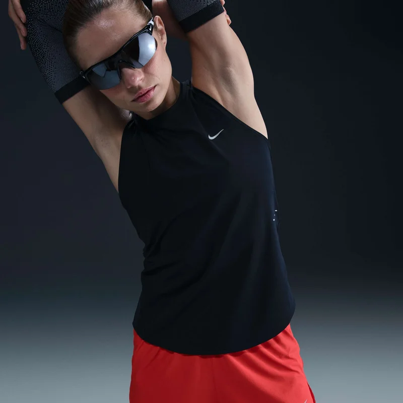 نايكي بلوزة رياضية نسائية سريعة الجفاف للجري
