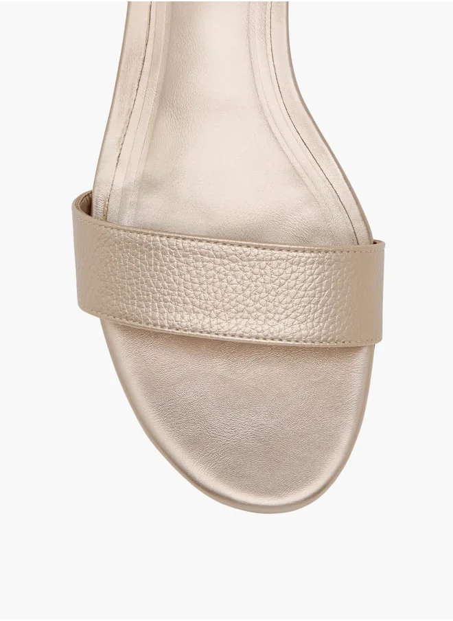 سيليست Women's Textured Sandals with Block Heels and Buckle Closure