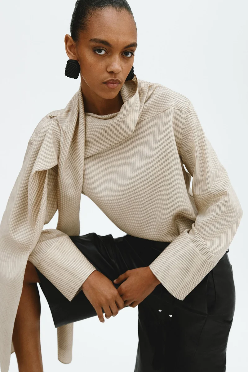H&M Linen-blend scarf-collar blouse