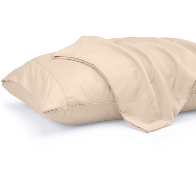 QUEEN PILLOW CASES 2 PACK ENVELOPE CLOSURE SOFT BRUSHED MICROFIBER FABRIC SHRINKAGE AND FADE RESISTANT PILLOW COVERS 20 X 30 INCHES QUEEN BEIGE