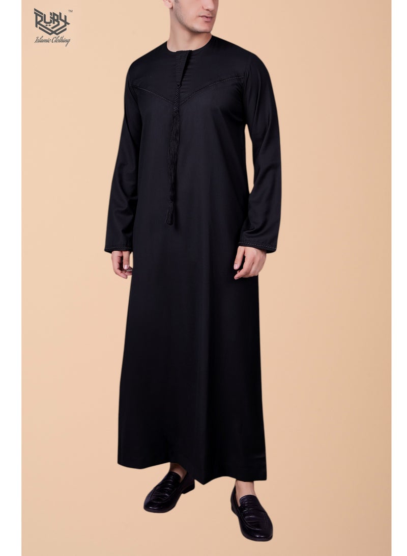 روبي للملابس الإسلامية ثوب إماراتي كلاسيكي أسود للرجال مع سحاب وتطريز معقد - كفتان رجالي بياقة مستديرة وأكمام طويلة وعباءة قطنية سعودية - Image 3