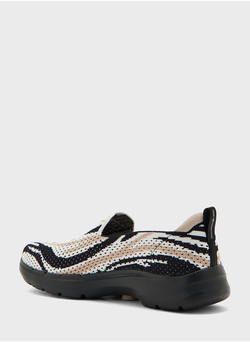 SKECHERS - Go Walk 6 - Image 1