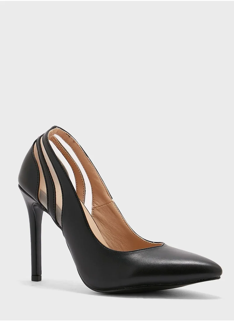 Khizana Cutout Detail Pointed Pump