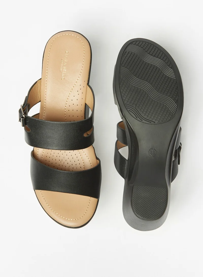 فلورا بيلا من شو إكسبرس Womens Solid Slip On Strap Sandals With Buckle Accent By Shoexpress