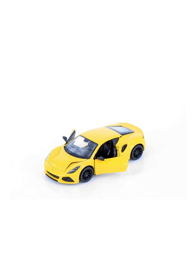 كين سمارت سيارة لوتس إميرا الرياضية لعبة مصبوبة بمقياس 1:34 مع آلية سحب للخلف وأبواب قابلة للفتح - لون أصفر - Image 3