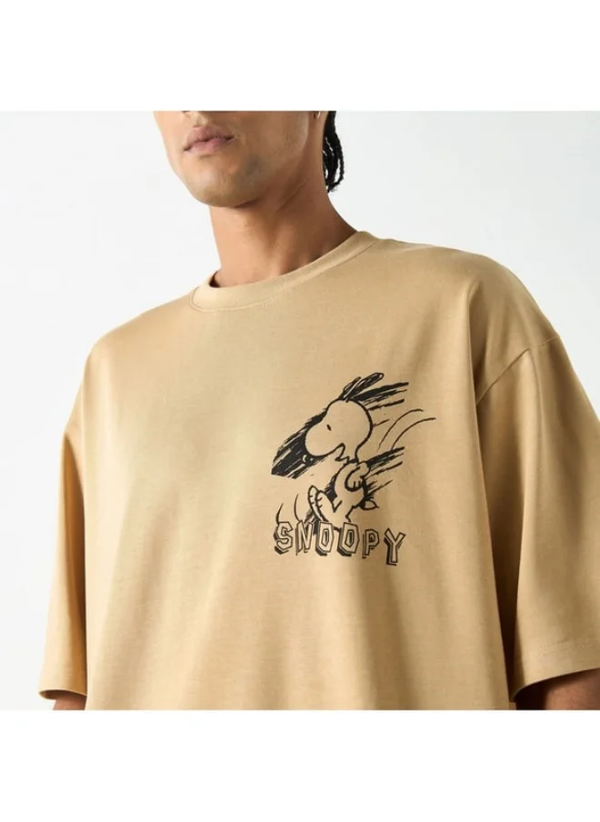 SP Characters Snoopy Dog Print Crew Neck T-shirt with Short Sleeves