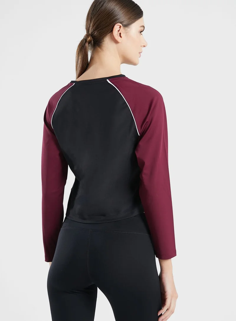 FRWD Training Crop Top
