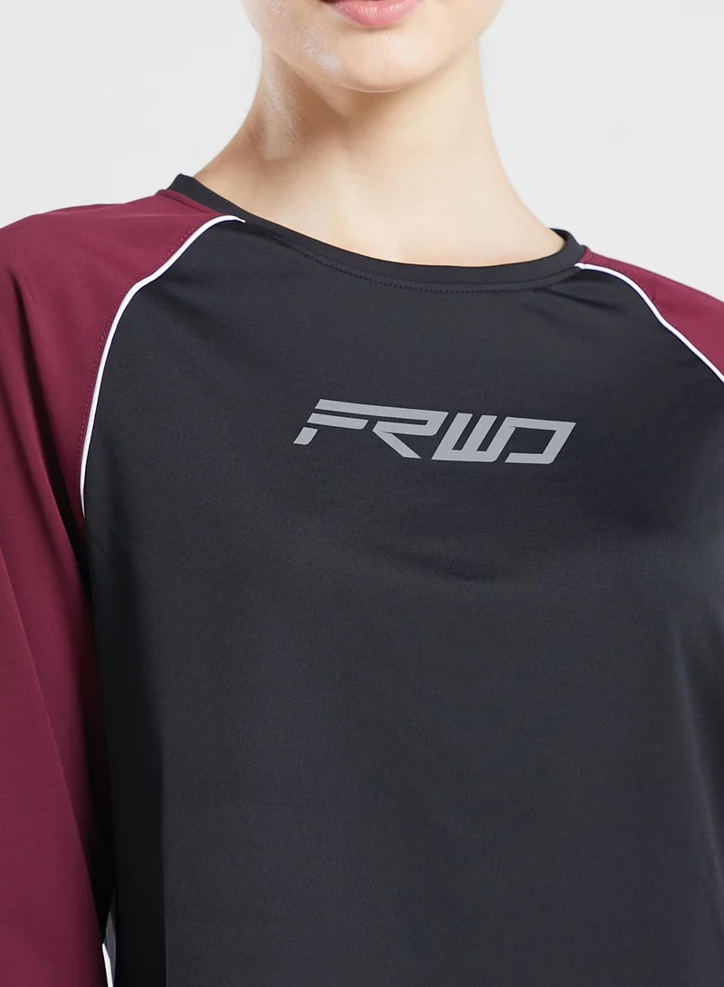 FRWD Training Crop Top