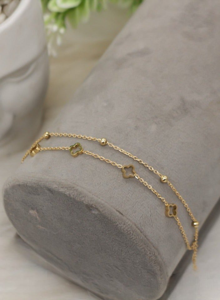 MANIKAN MANIKAN Women's Gold Stainless Steel Bracelet with Flower and Bead Design
