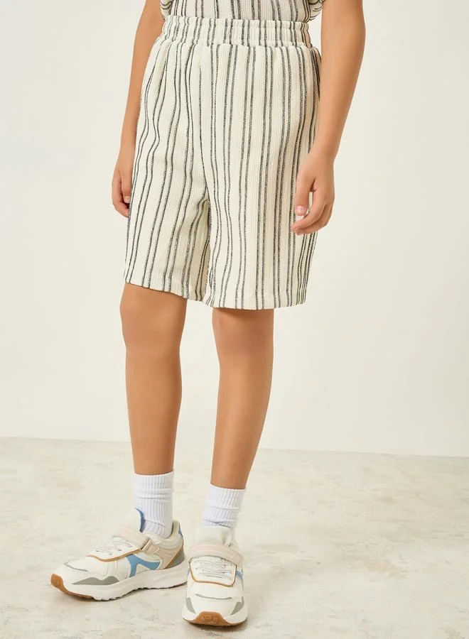 ستايلي شورت أطفال محبوك ومخطط