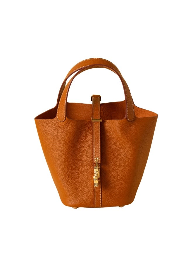 Elegant Modern Camel Leather Handbag with Inner Organizer - Image 1