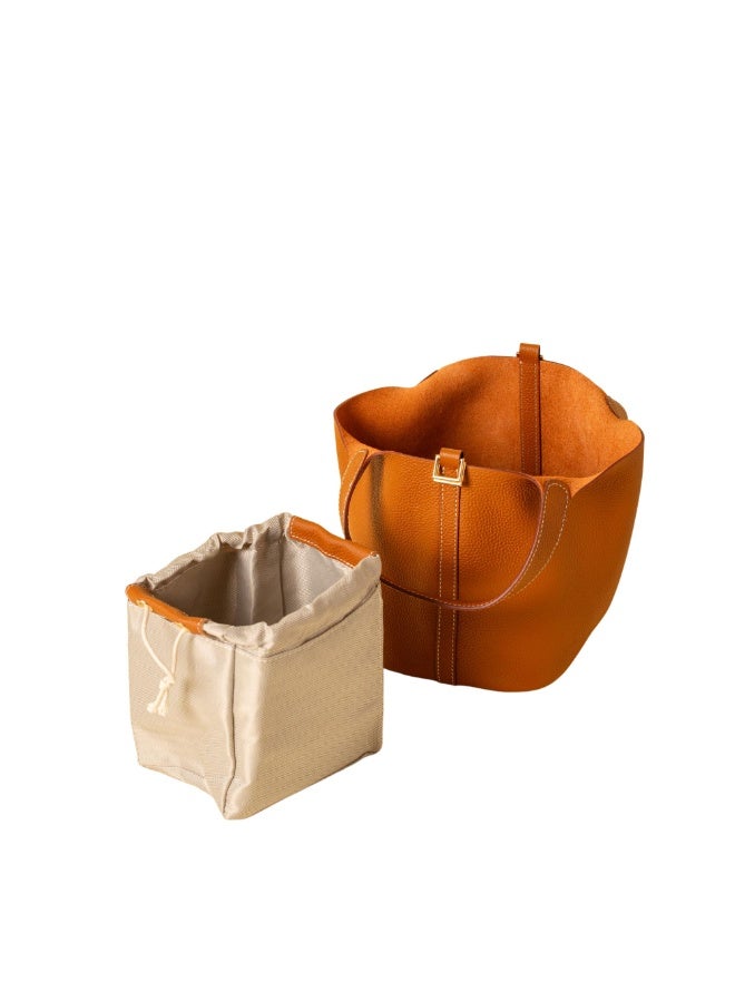 Elegant Modern Camel Leather Handbag with Inner Organizer - Image 3