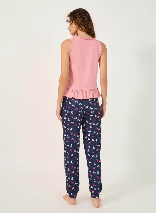 ستايلي طقم بيجامة بحمالات مزينة بكشكش وطبعات فيونكة - Image 4