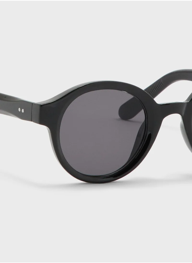 Seventy Five Oval Retro Sunglasses