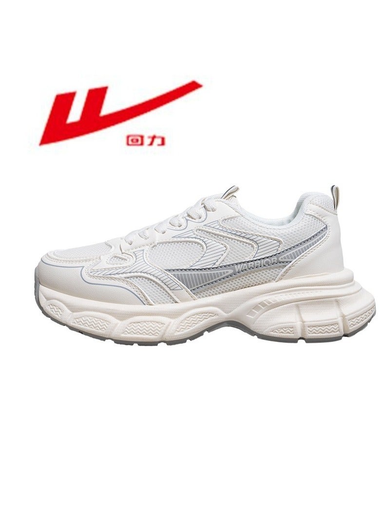 Warrior أحذية رياضية مريحة وجيدة التهوية - Image 1