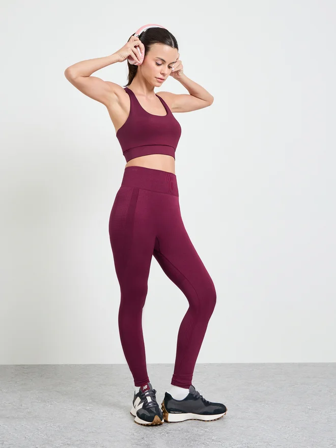 Styli Styli Burgundy Tonal Texture Broad Waistband Leggings