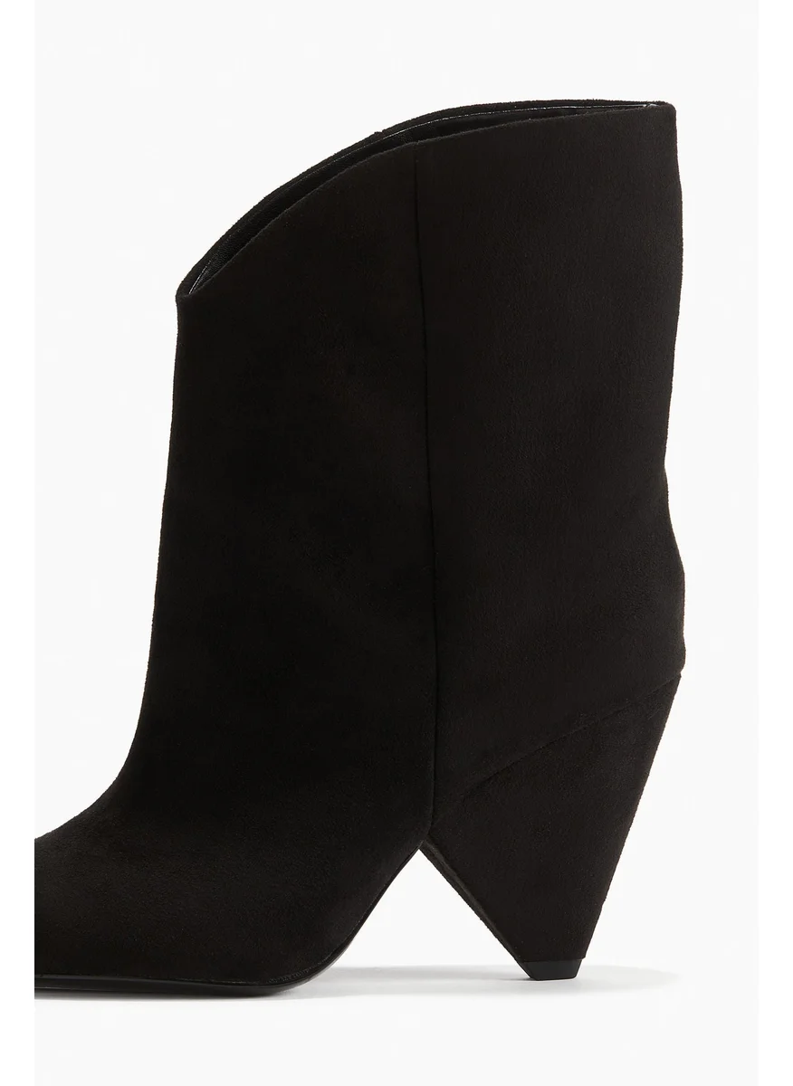 اتش اند ام Pointed Ankle Boots