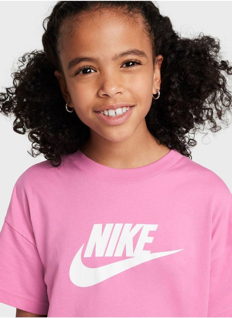 Nike - Youth Nsw Futura T-Shirt - Image 1